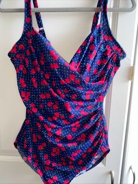 Miraclesuit Size 16 One Piece Swimsuit Cherries Cherry Print Underwire NWT